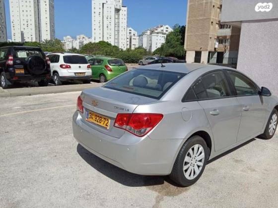 שברולט קרוז LS סדאן אוט' 1.6 (112 כ"ס) בנזין 2010 למכירה בנתניה