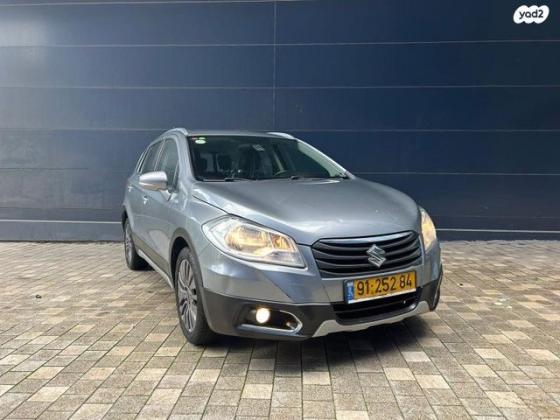 סוזוקי SX4 קרוסאובר GLX אוט' 1.6 (118 כ''ס) בנזין 2016 למכירה בחיפה