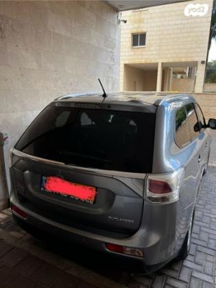 מיצובישי אאוטלנדר Instyle אוט' 7 מק' 2.0 (150 כ"ס) בנזין 2015 למכירה בפתח תקווה