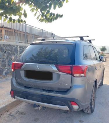 מיצובישי אאוטלנדר Instyle אוט' 7 מק' 2.0 (150 כ"ס) בנזין 2016 למכירה ברעננה