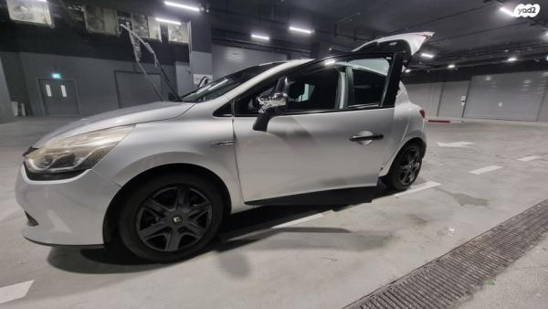 רנו קליאו דור 4 (2013-2019) Expression ידני 1.1 (75 כ''ס) בנזין 2015 למכירה בבת ים