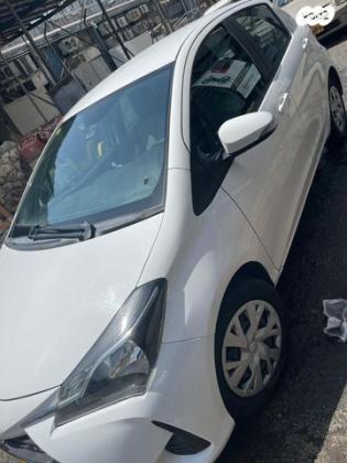 טויוטה יאריס Sol אוט' 1.5 (112 כ"ס) בנזין 2017 למכירה בירושלים