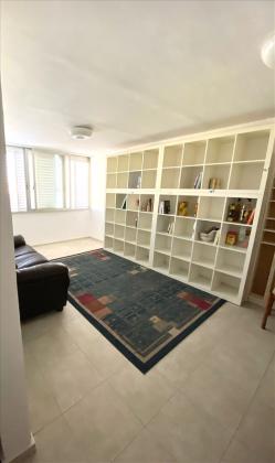 דירה 3 חדרים למכירה בתל אביב יפו | יוסף סרלין | נוה ברבור