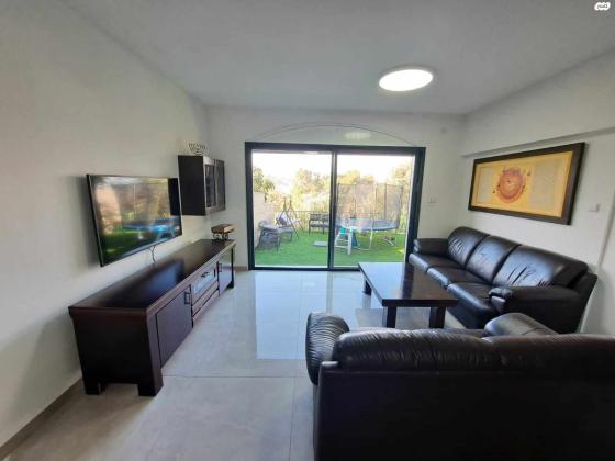 חוט השני 30 (מגדים)