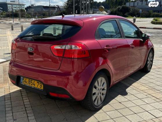 קיה ריו EX הצ'בק אוט' 1.4 (109 כ''ס) בנזין 2012 למכירה בנתניה