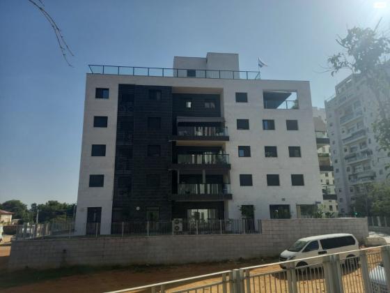 התאנה 8 (תל גיבורים)