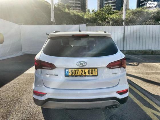 יונדאי סנטה פה 4X4 Luxury אוט' בנזין 7 מק' 2.4 (192 כ"ס) בנזין 2018 למכירה ב