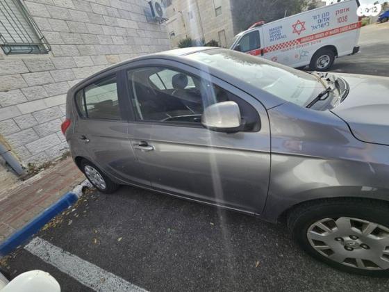יונדאי i20 Insight ידני 1.2 (85 כ"ס) בנזין 2012 למכירה בירושלים