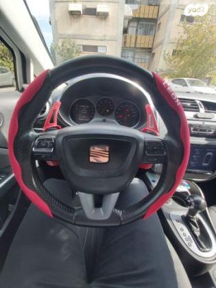 סיאט לאון Style אוט' 5 דל' 1.8 (160 כ''ס) בנזין 2012 למכירה בתל אביב יפו