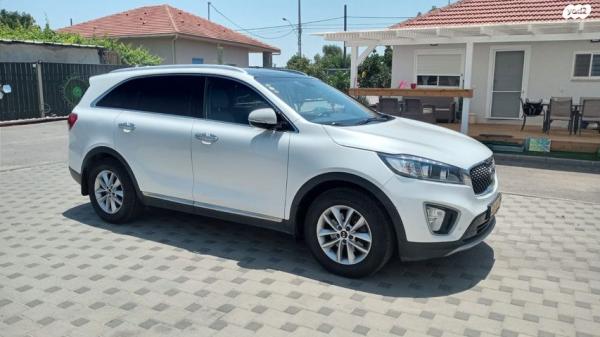 קיה סורנטו EX אוט' 7 מק' 2.4 (188 כ"ס) בנזין 2015 למכירה במגדים