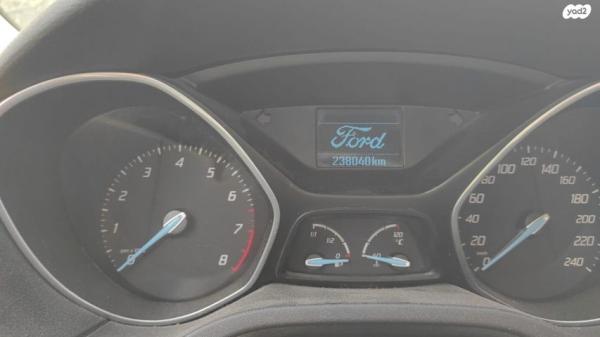 פורד פוקוס Trend סטיישן אוט' 1.6 (125 כ''ס) בנזין 2012 למכירה בסתריה