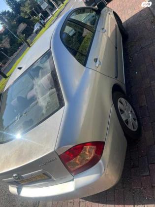 טויוטה קורולה Sun אוט' 1.6 (110 כ''ס) בנזין 2006 למכירה בחיפה