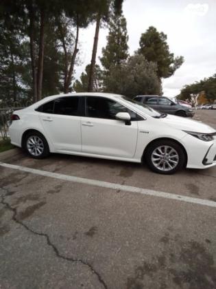 טויוטה קורולה הייבריד Sun סדאן אוט' 1.8 (98 כ''ס) בנזין 2019 למכירה בירושלים