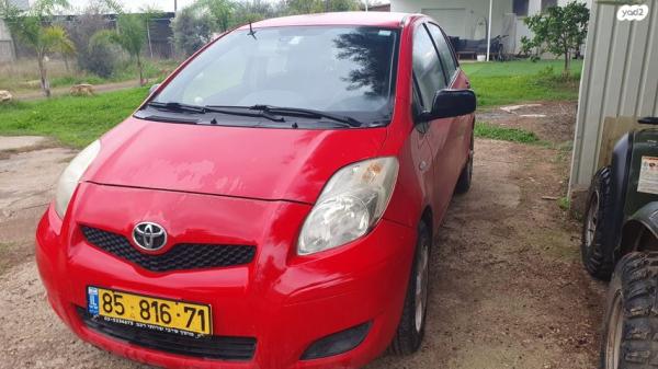 טויוטה יאריס Terra ידני 1.3 (100 כ"ס) בנזין 2010 למכירה באור יהודה