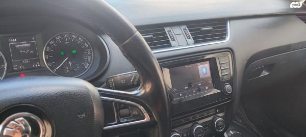 סקודה אוקטביה Elegance אוט' 1.8 (180 כ''ס) בנזין 2015 למכירה בכפר קרע