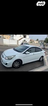 יונדאי i25 Inspire אוט' 1.4 (109 כ''ס) בנזין 2012 למכירה בטבריה