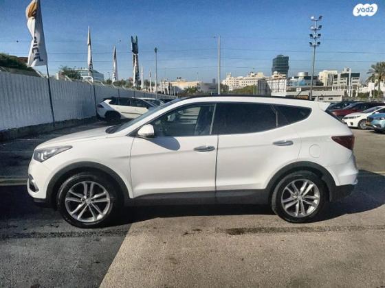 יונדאי סנטה פה 4X4 Luxury אוט' בנזין 7 מק' 2.4 (192 כ"ס) בנזין 2018 למכירה ב