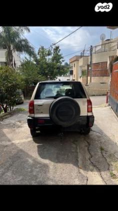 טויוטה RAV4 קצר 4X4 STD אוט' 2.0 (150 כ''ס) [2001-2006] בנזין 2005 למכירה בחדרה