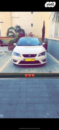 סיאט לאון FR אוט' 3 דל' 1.8 (180 כ"ס) בנזין 2016 למכירה בפתח תקווה
