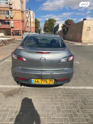 מאזדה i Active סדאן אוט' 1.6 (105 כ''ס) בנזין 2010 למכירה באילת