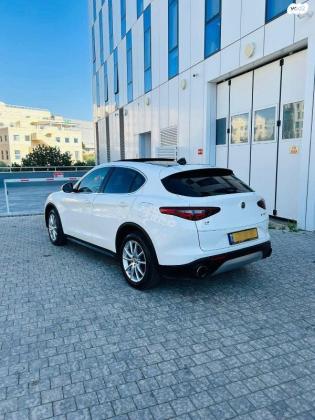 אלפא רומיאו סטלויו 4X4 Speciale אוט' 2.0 (200 כ''ס) בנזין 2018 למכירה במודיעין מכבים רעות