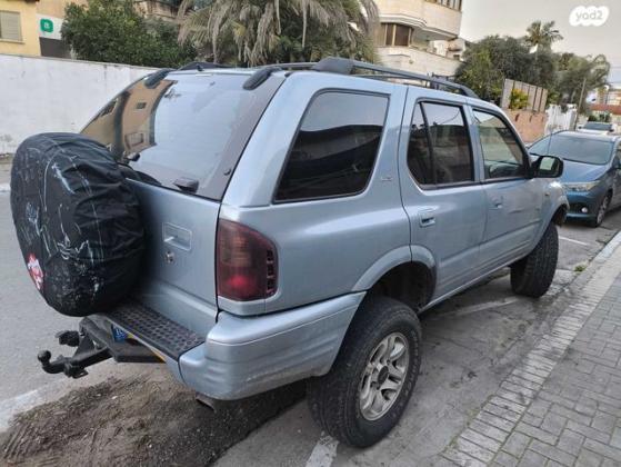 איסוזו רודאו 4X4 LS אוט' 3.2 (205 כ''ס) בנזין 2003 למכירה ברמת השרון