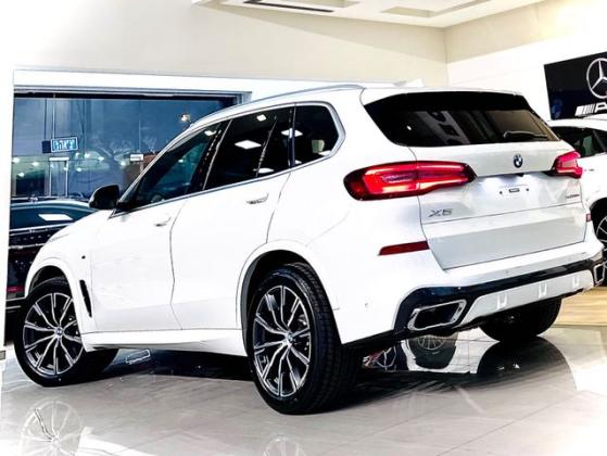 ב.מ.וו X5 4X4 XDRIVE 30D M-Sport SE אוט' דיזל 3.0 (286 כ''ס) דיזל 2022 למכירה בראשון לציון