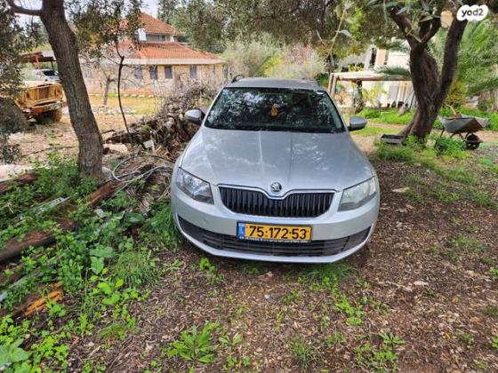 סקודה אוקטביה ספייס Ambition אוט' 1.2 (105 כ''ס) בנזין 2015 למכירה בהוד השרון