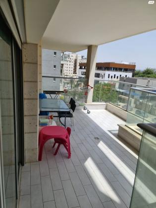 הרב ישעיהו משורר 14 (הדר גנים;גני הדר)