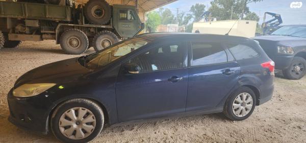 פורד פוקוס Trend סטיישן אוט' 2.0 (170 כ''ס) בנזין 2012 למכירה בבת ים