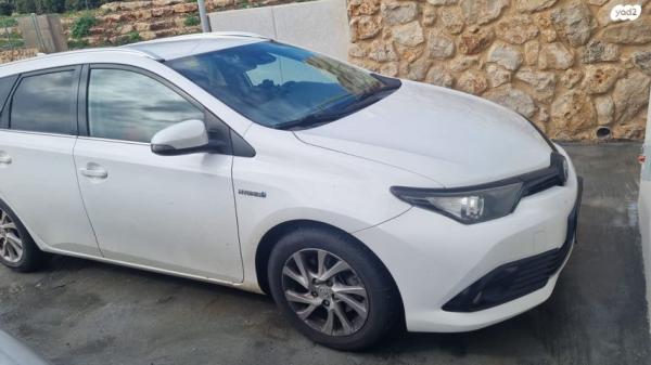 טויוטה אוריס הייבריד TS סטיישן הייבריד אוט' 1.8 (99 כ"ס) בנזין 2018 למכירה בקורנית