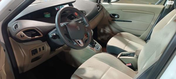 רנו סניק דור 3 (2009-2014) EX אוט' 2.0 (143 כ''ס) בנזין 2011 למכירה ברעננה