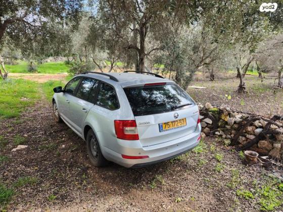 סקודה אוקטביה ספייס Ambition אוט' 1.2 (105 כ''ס) בנזין 2015 למכירה בהוד השרון