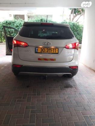 יונדאי סנטה פה 4X4 Premium אוט' בנזין 5 מק' 2.4 (192 כ"ס) בנזין 2013 למכירה בפתח תקווה