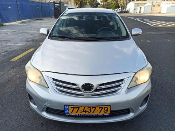 טויוטה קורולה GLI אוט' 1.6 (124 כ''ס) בנזין 2012 למכירה באבני חפץ