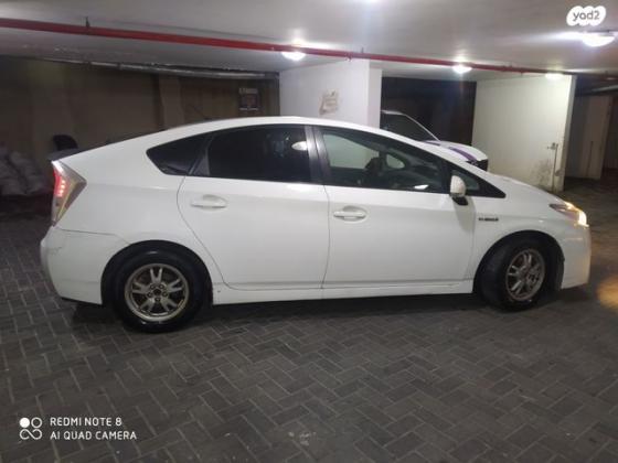 טויוטה פריוס GLI הייבריד אוט' 1.8 (99 כ"ס) בנזין 2010 למכירה ברמת גן