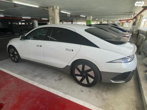 יונדאי איוניק 6 Limited אוטו' 4X2 חשמלי (228 כ"ס) חשמלי 2023 למכירה ברמת השרון