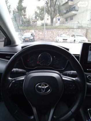 טויוטה קורולה הייבריד Sun סדאן אוט' 1.8 (98 כ''ס) בנזין 2019 למכירה בירושלים