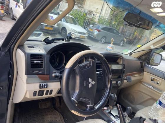 מיצובישי פג'רו ארוך 4X4 Limited אוט' דיזל 7 מק' 3.2 (170 כ''ס) דיזל 2008 למכירה ברעננה
