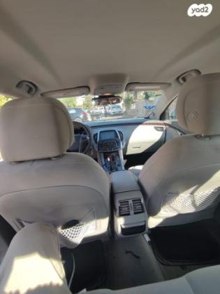 ביואיק לה קרוס CX אוט' 2.4 (182 כ"ס) בנזין 2011 למכירה בראשון לציון