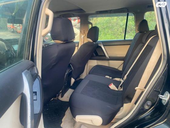 טויוטה לנד קרוזר ארוך Select 60th אוט' דיזל 7 מק' 3.0 (190 כ"ס) דיזל 2011 למכירה בחיפה