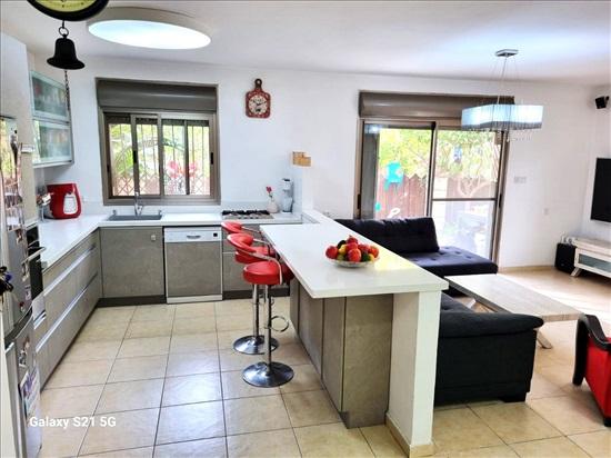 דירת גן 4 חדרים למכירה בראשון לציון | רבי משה בן נחמן | חלום ראשון