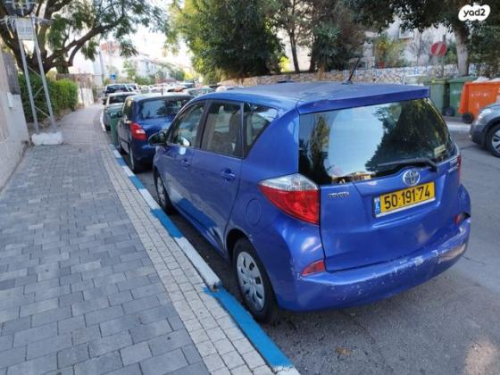 טויוטה ספייס ורסו GLI אוט' 1.3 (99 כ"ס) בנזין 2011 למכירה ברמת גן