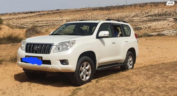 טויוטה לנד קרוזר ארוך 4X4 Luxury אוט' דיזל 7 מק' 3.0 (173 כ''ס) דיזל 2010 למכירה בחצור אשדוד