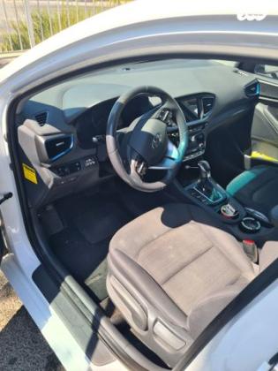 יונדאי איוניק Premium הייבריד אוט' 1.6 (141 כ"ס) בנזין 2018 למכירה בקרית שמונה