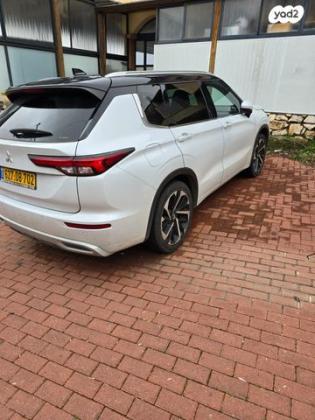 מיצובישי אאוטלנדר 4X4 Luxury TTH אוט' 7 מק' 2.5 (181 כ"ס) בנזין 2021 למכירה בצפת