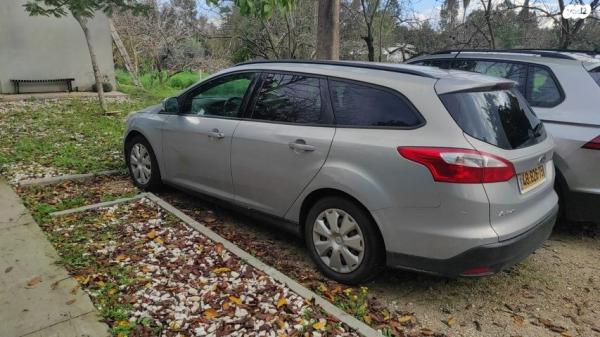 פורד פוקוס Trend סטיישן אוט' 1.6 (125 כ''ס) בנזין 2012 למכירה בסתריה