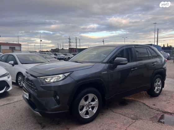 טויוטה RAV4 הייבריד E-xperience אוט' 4 דל' 2.5 (178 כ''ס) בנזין 2021 למכירה בחולון