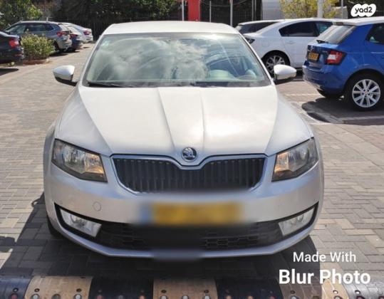סקודה אוקטביה Elegance אוט' 1.4 (140 כ''ס) בנזין 2013 למכירה במדרך עוז