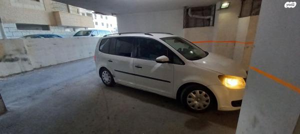 פולקסווגן טוראן Trendline אוט' דיזל 1.6 (105 כ''ס) דיזל 2011 למכירה בראש העין